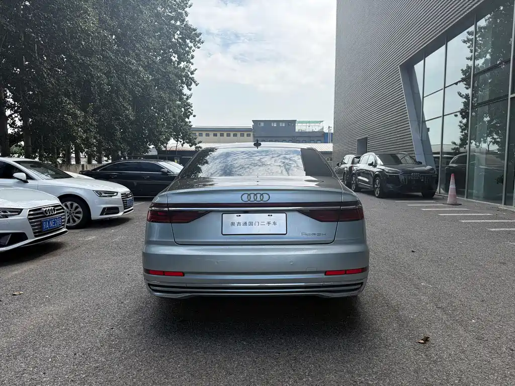 Audi A8 — миниатюра 17