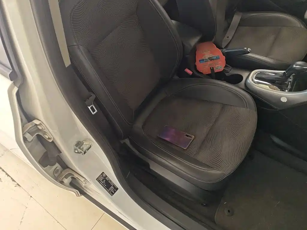 Buick Excelle — миниатюра 25