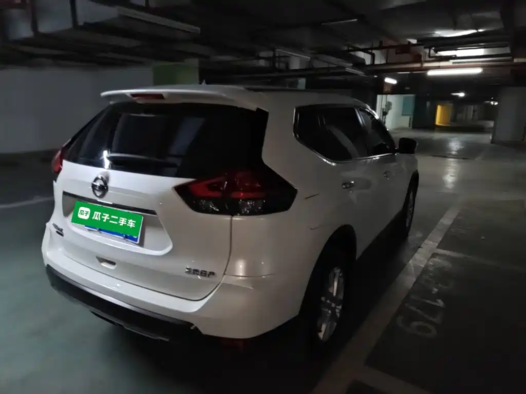 Nissan X-Trail — миниатюра 7