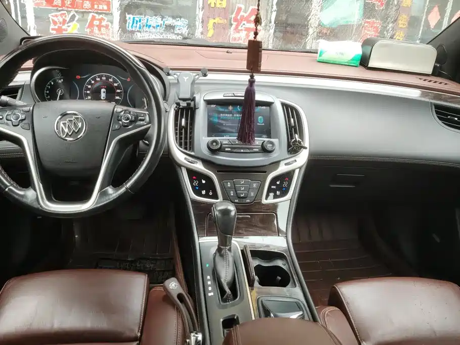 Buick LaCrosse — миниатюра 12