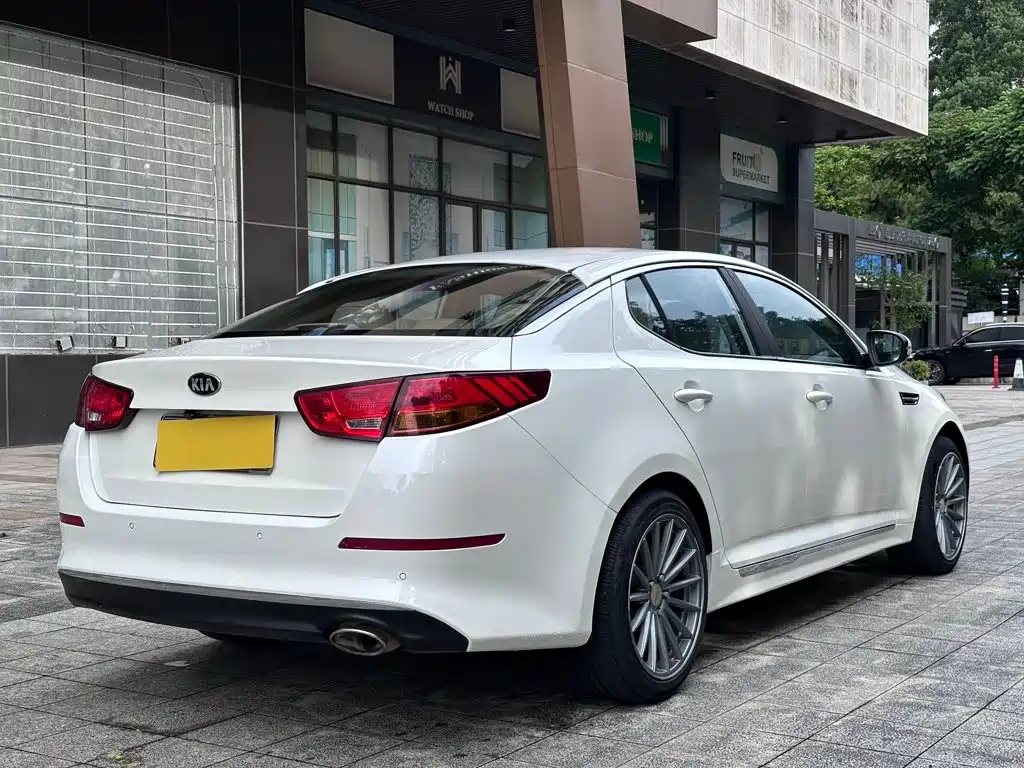 Kia K5 — миниатюра 9