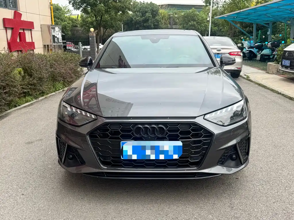 Audi A4L — миниатюра 2