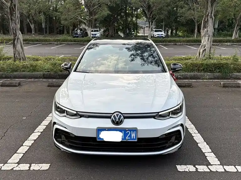 Volkswagen Golf — миниатюра 2
