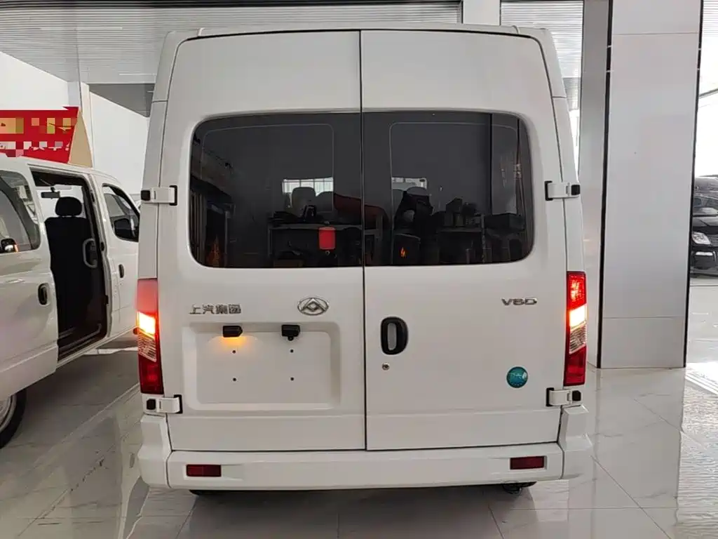 MAXUS V80 — миниатюра 6