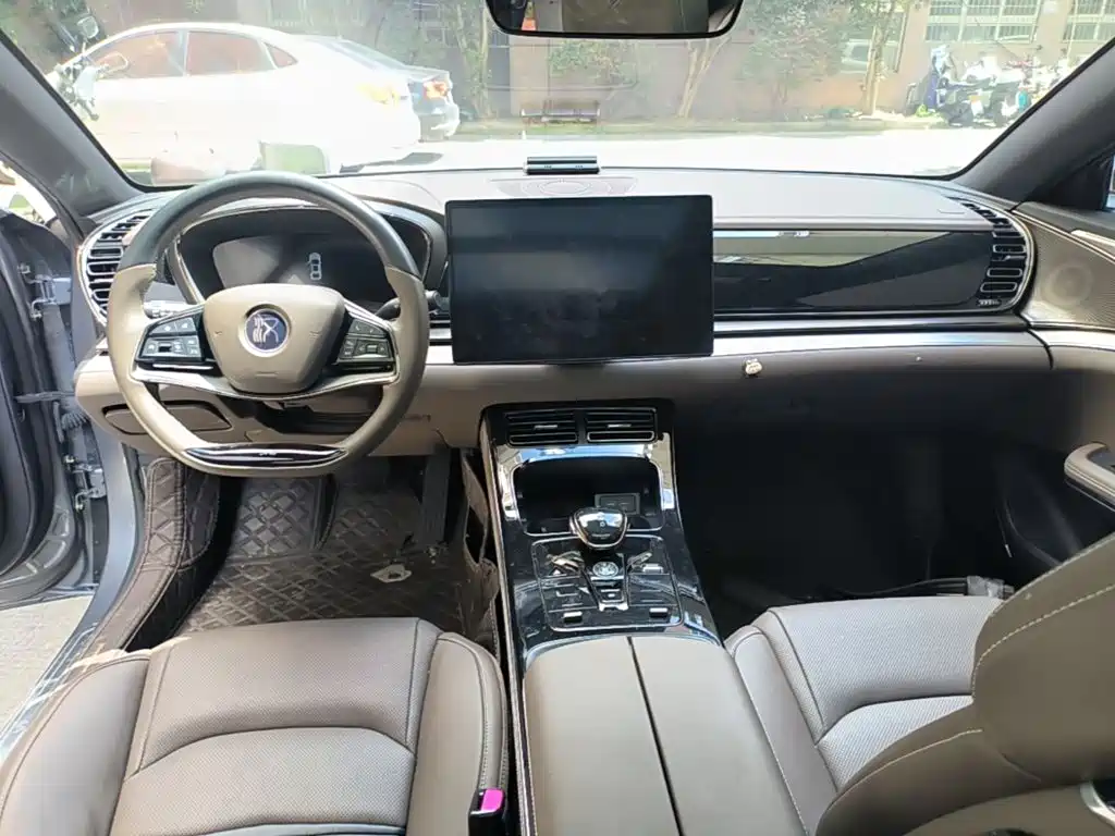 BYD Han — миниатюра 10