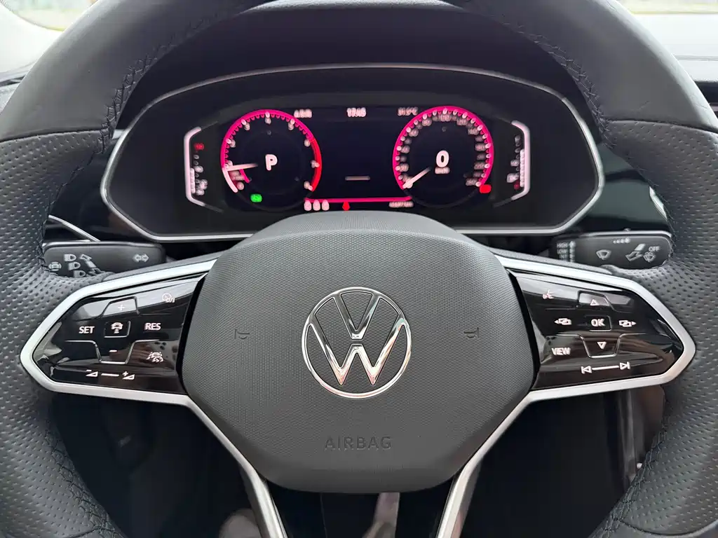 Volkswagen Passat — миниатюра 11