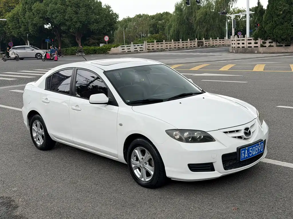 Mazda 3 — миниатюра 7
