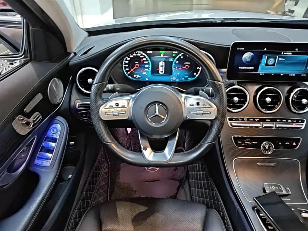 Mercedes-Benz C-Class — миниатюра 11