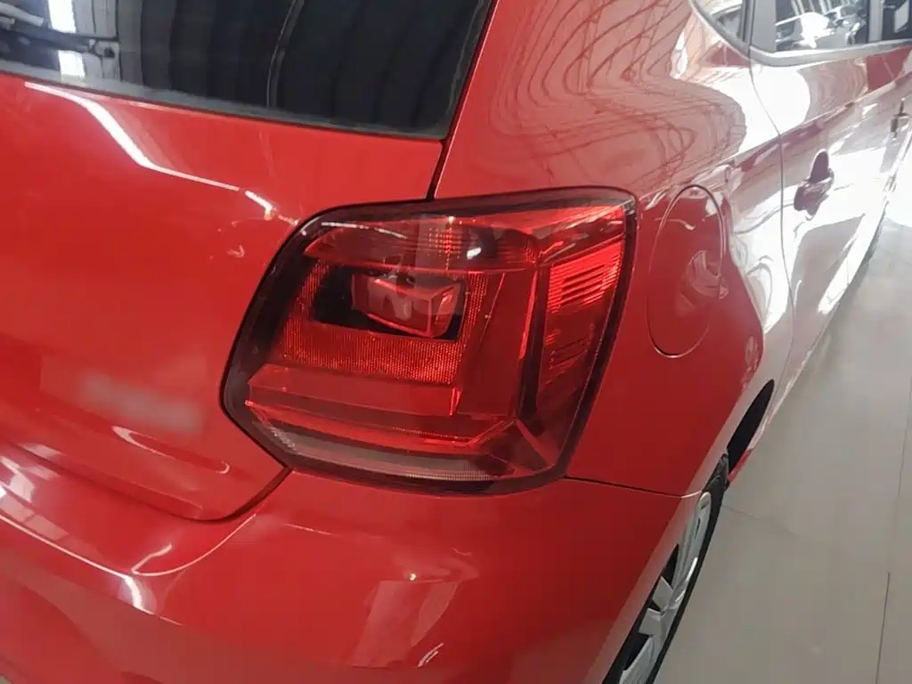 Volkswagen Polo — миниатюра 8