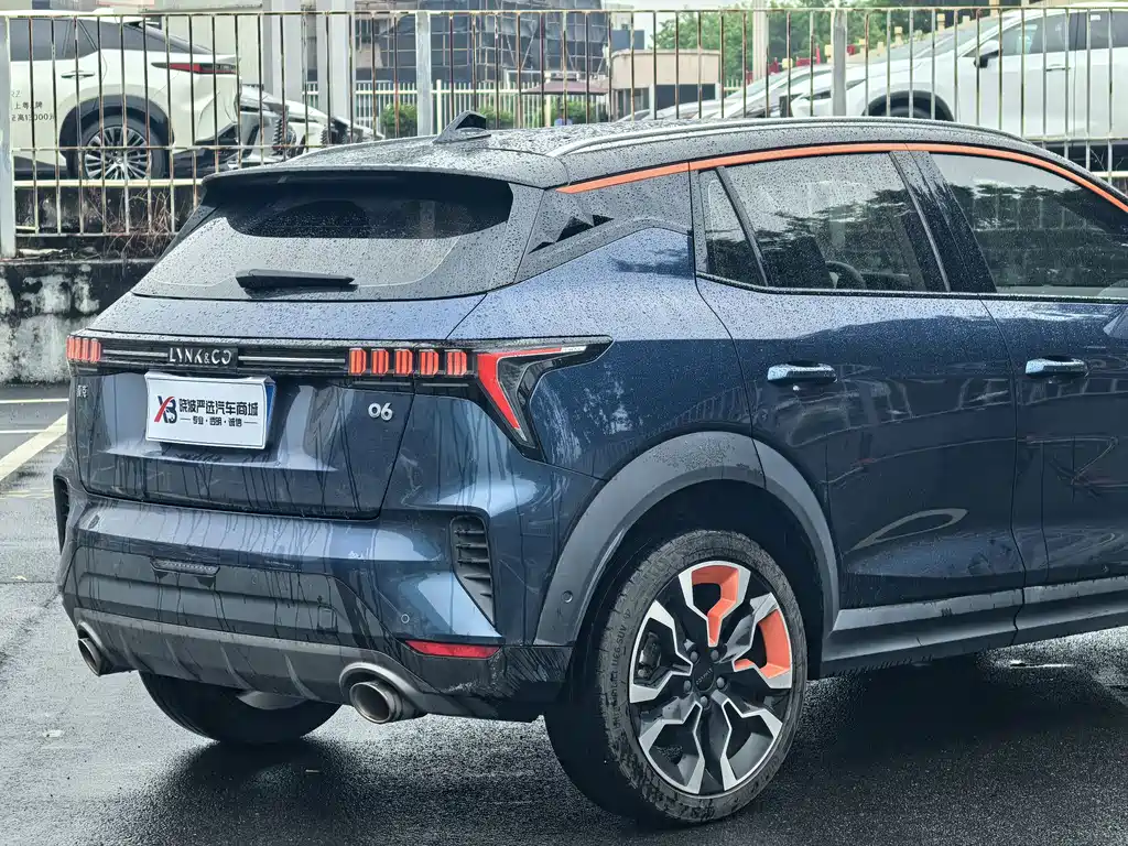 Lynk & Co 06 — миниатюра 10