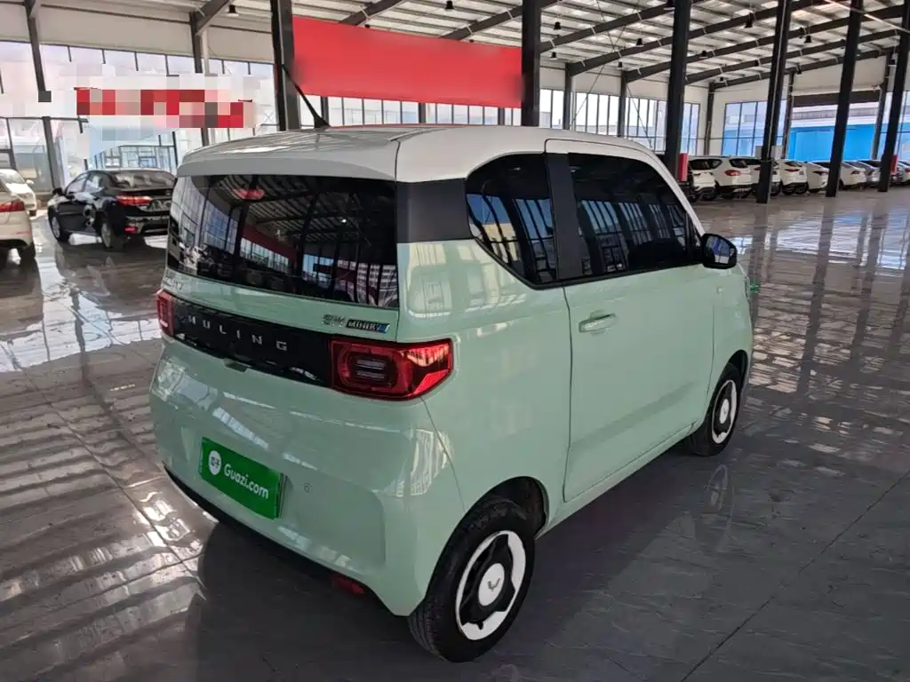 Wuling MINIEV — миниатюра 7