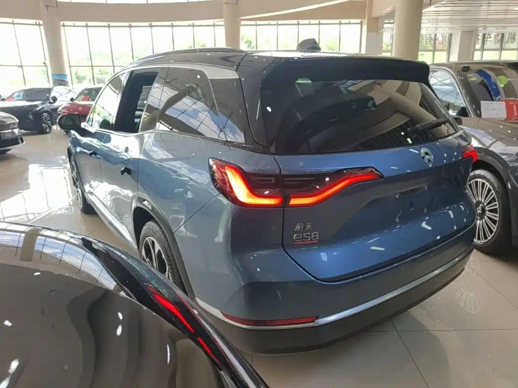 NIO ES8 — миниатюра 5