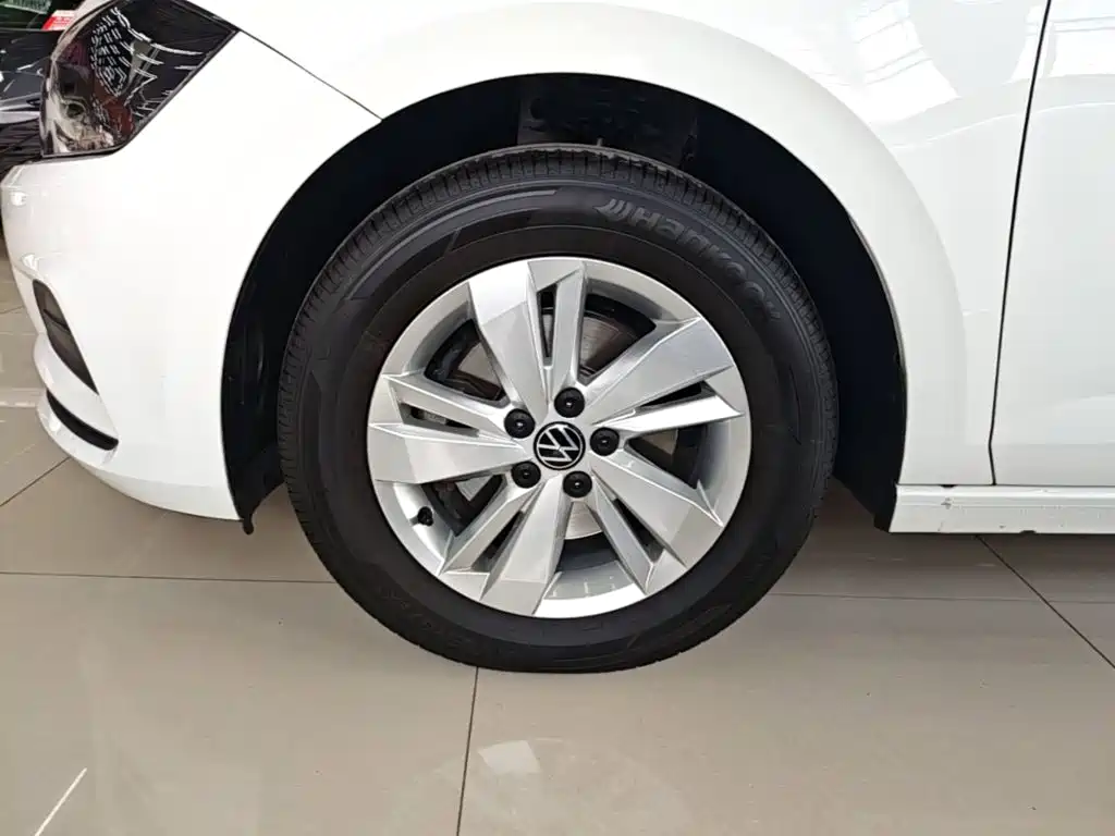 Volkswagen Polo — миниатюра 23