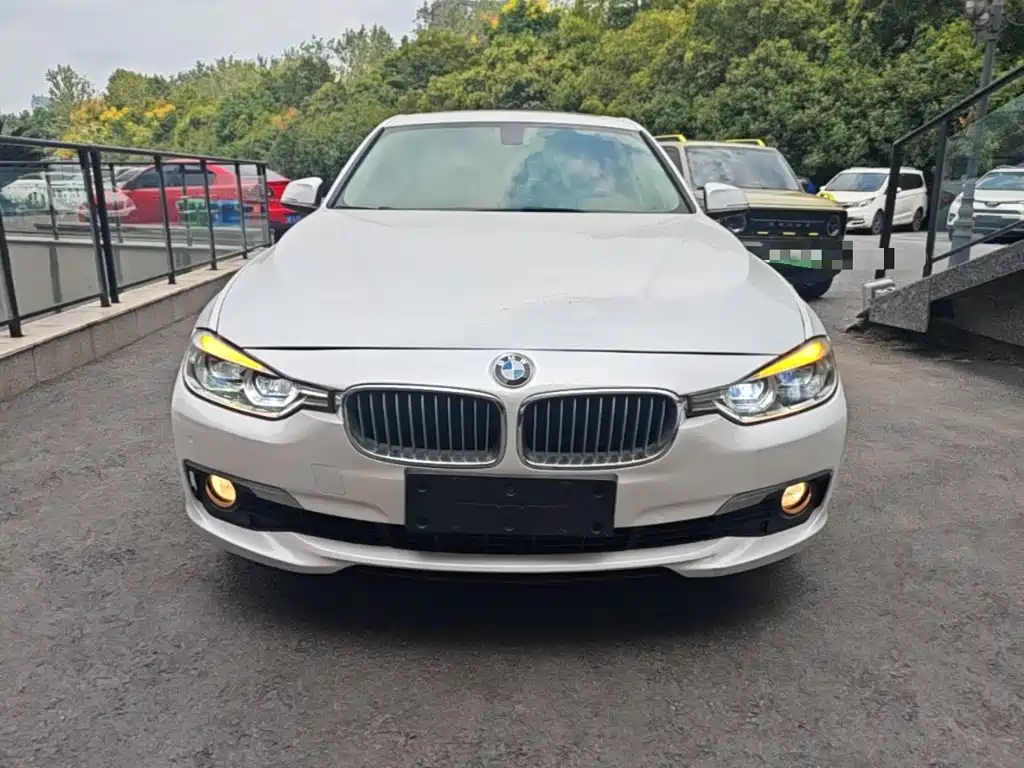 BMW 3 Series — миниатюра 3