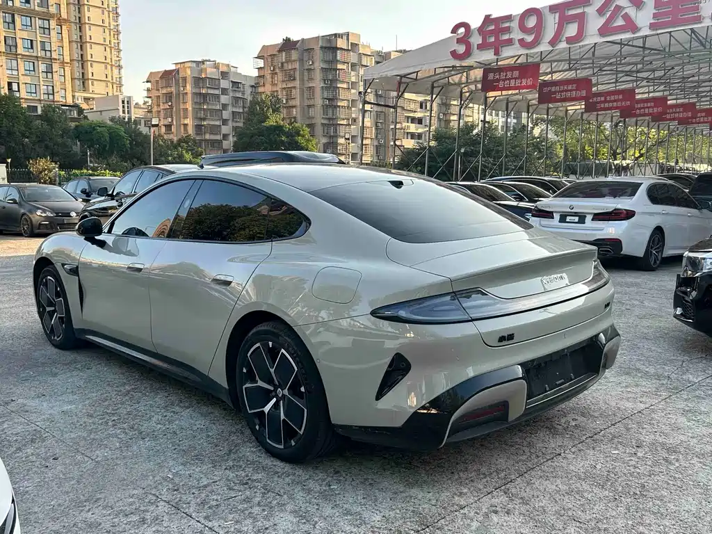 Xiaomi SU7 — миниатюра 7
