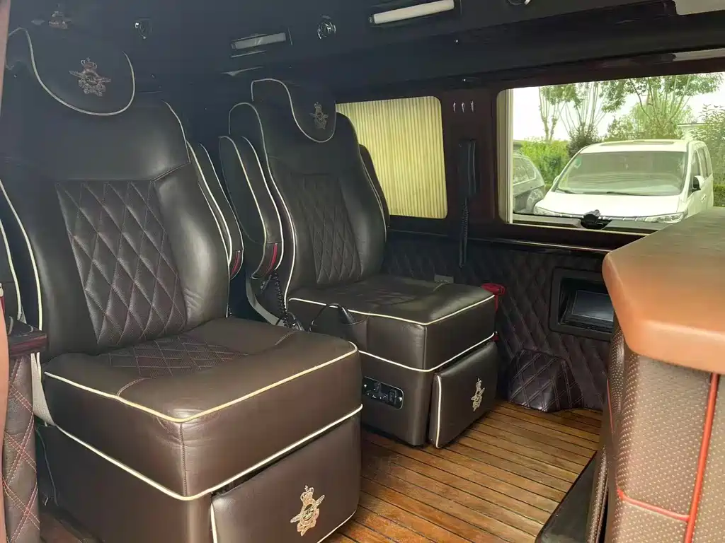 Ford E350 2011 5.4L