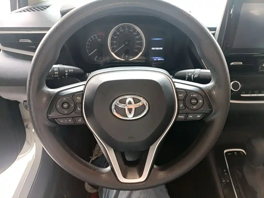 Toyota Corolla — миниатюра 11