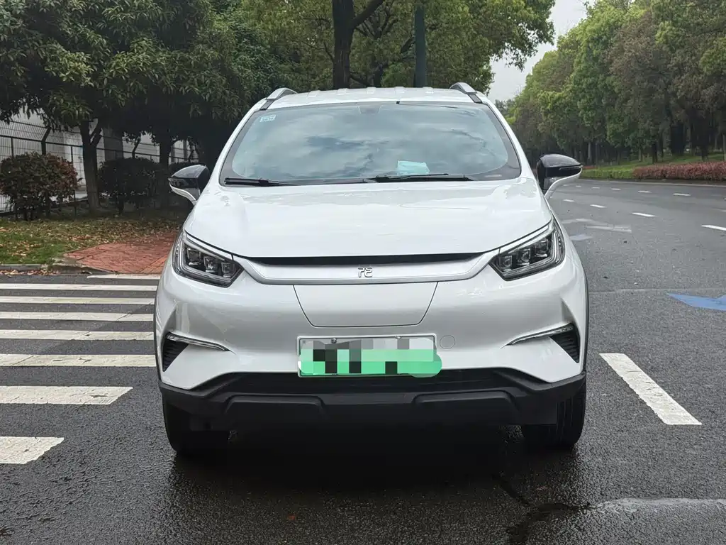 BYD Yuan Pro — миниатюра 2