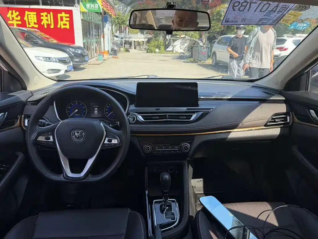 Changan Eado DT — миниатюра 5