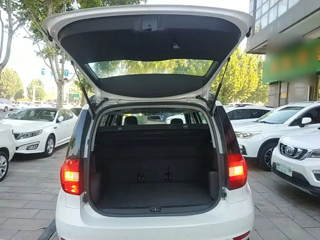 Skoda Yeti — миниатюра 19