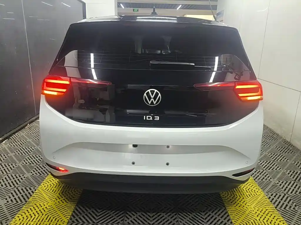Volkswagen ID.3 — миниатюра 6