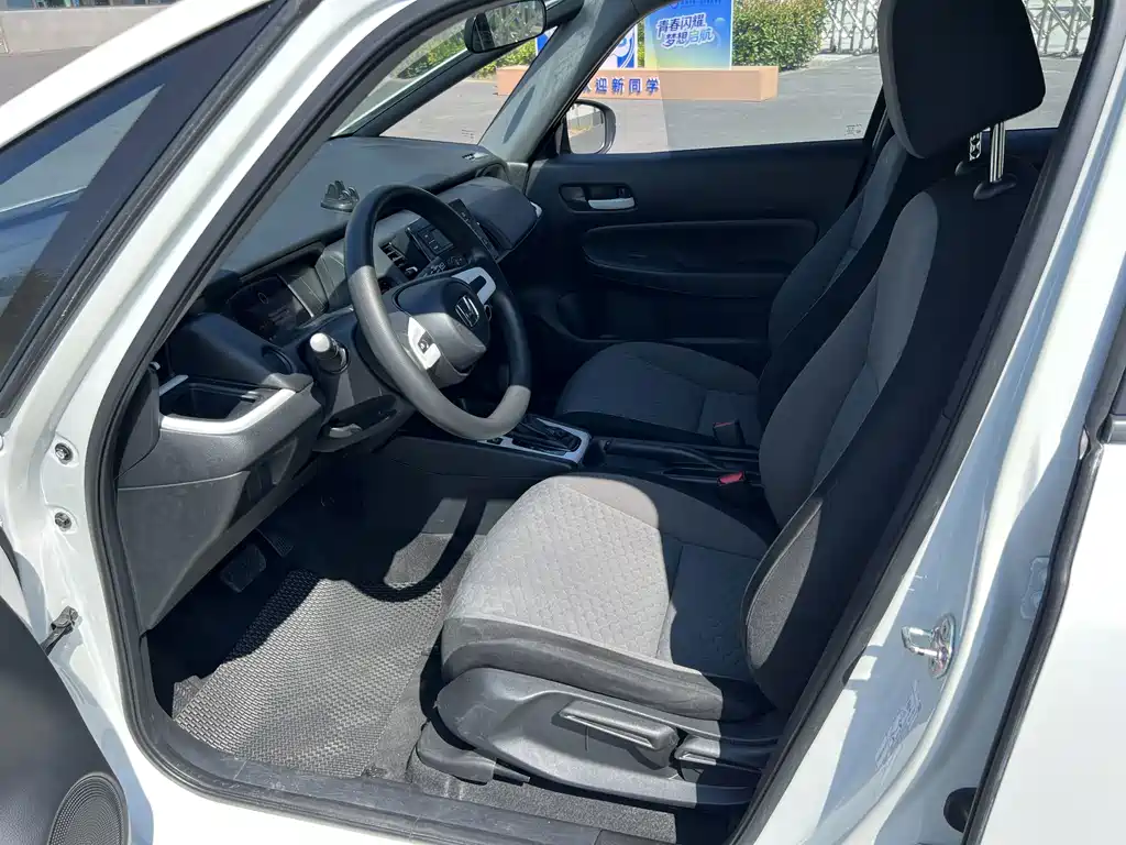 Honda Fit — миниатюра 10