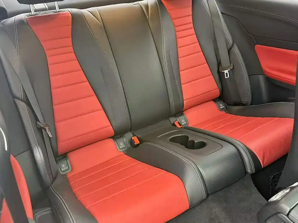 Mercedes-Benz E-Class (Import) — миниатюра 5