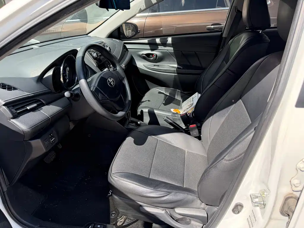 Toyota Vios — миниатюра 9