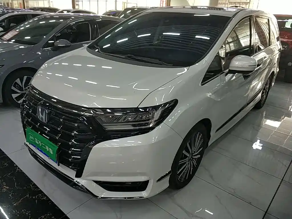 Honda Elysion — миниатюра 2