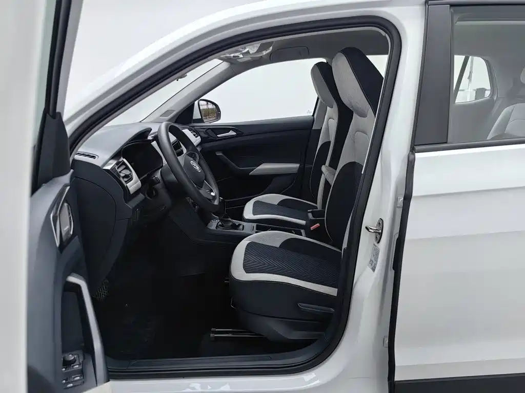 Volkswagen Tharu — миниатюра 10