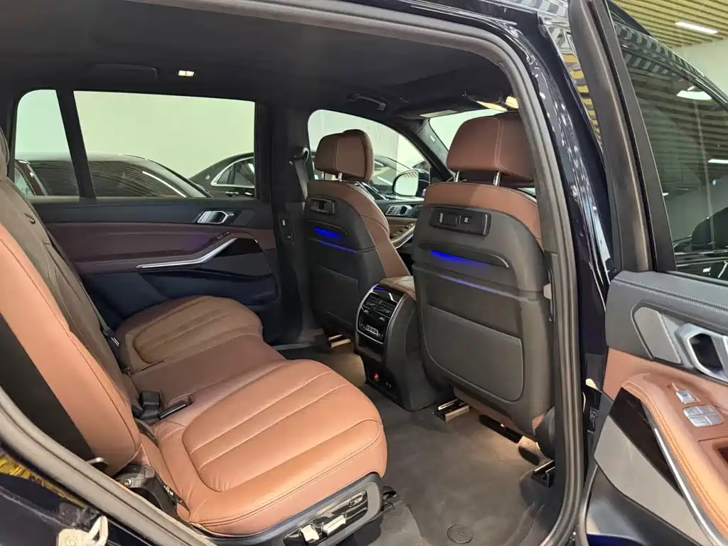 BMW X7 — миниатюра 10