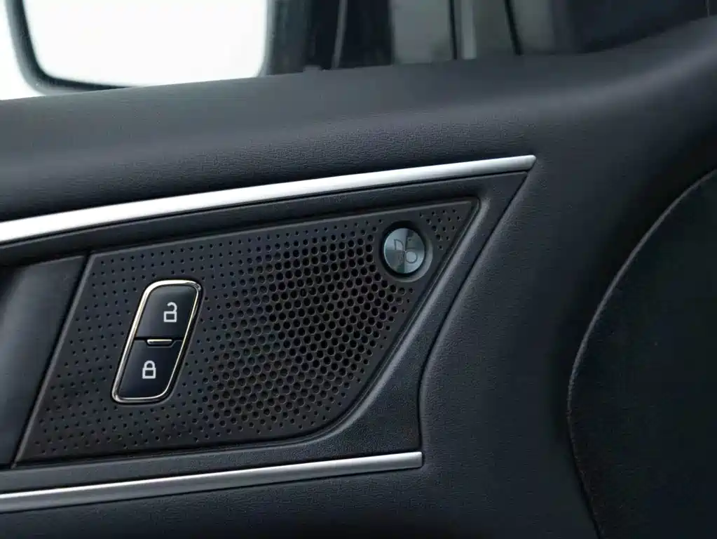 Ford Edge — миниатюра 24