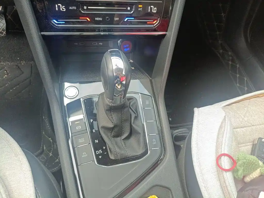 Volkswagen Tharu — миниатюра 15