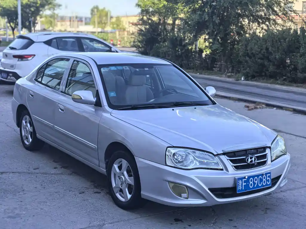 Hyundai Elantra — миниатюра 3