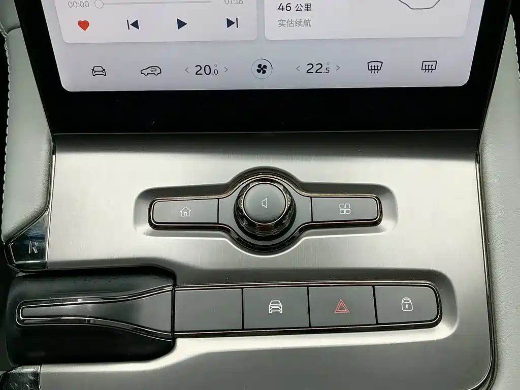 NIO ES6 — миниатюра 14