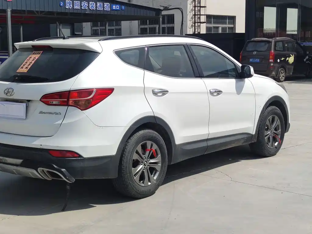 Hyundai Santa Fe — миниатюра 14