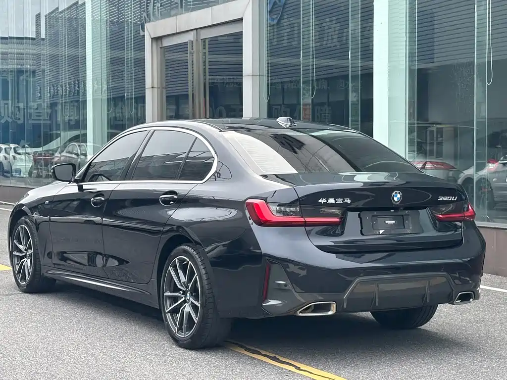 BMW 3 Series — миниатюра 11