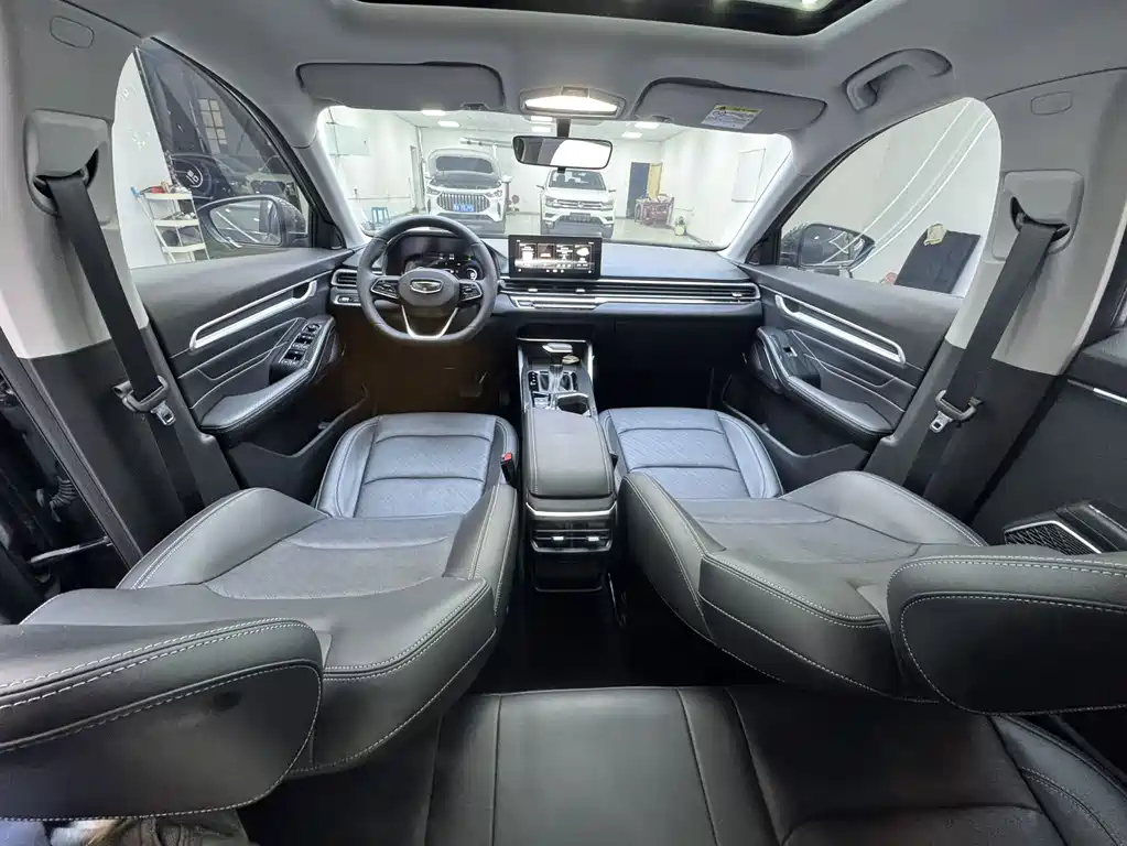 Geely Emgrand — миниатюра 16