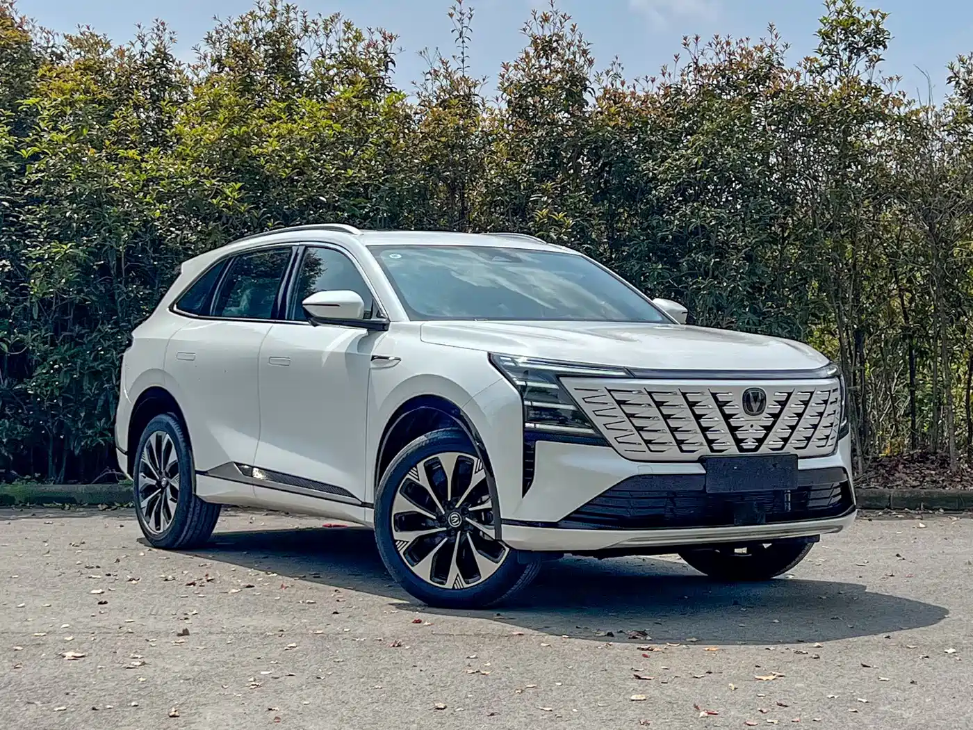 Chang'an CS75PLUS 2026 Белый из Китая