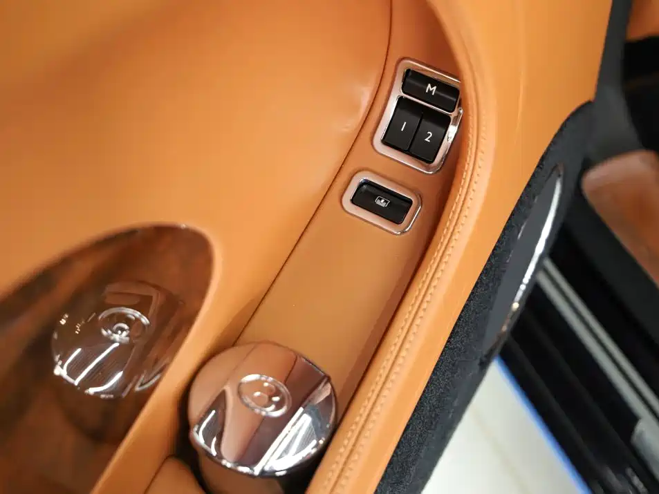 Bentley Mulsanne — миниатюра 20