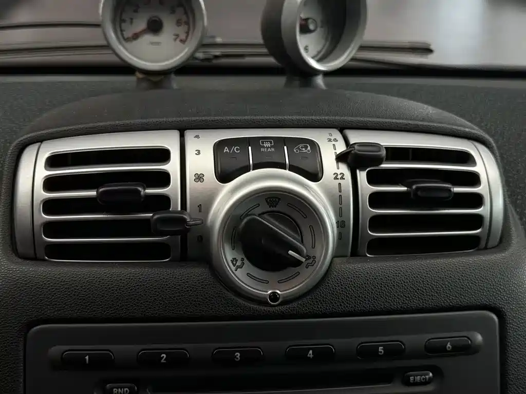smart Smart Fortwo — миниатюра 11