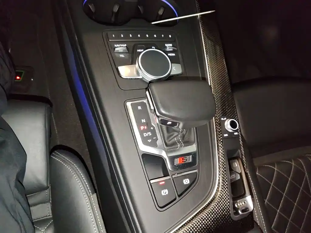 Audi S4 — миниатюра 14