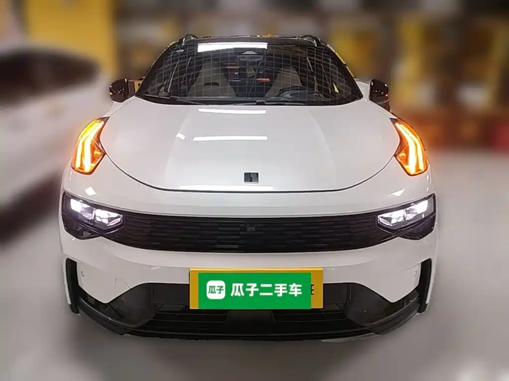 Lynk & Co 01 — миниатюра 5