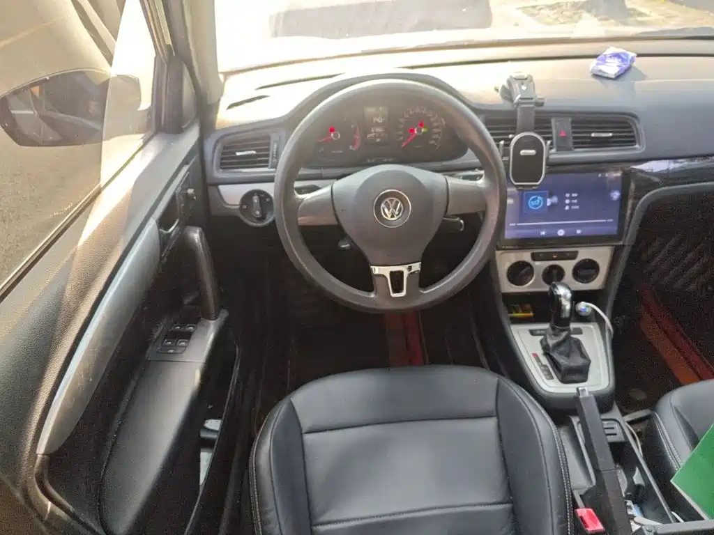 Volkswagen Lavida — миниатюра 11
