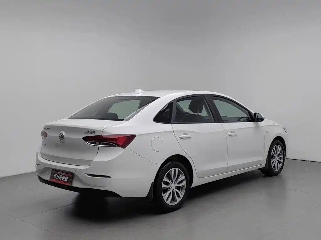 Buick Excelle — миниатюра 2