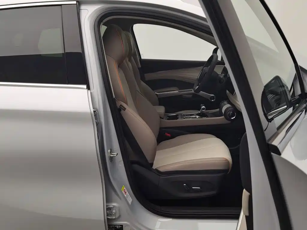 BYD Yuan Plus — миниатюра 23