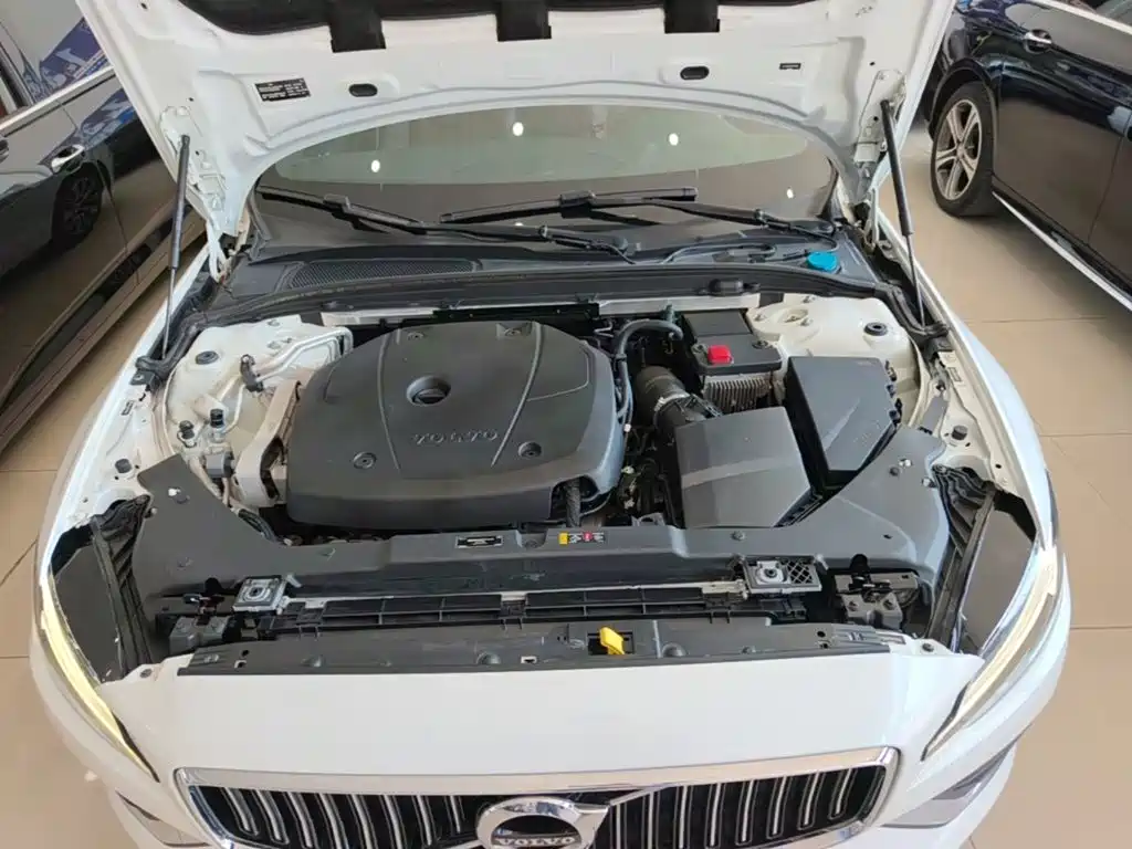 Volvo S60 — миниатюра 20