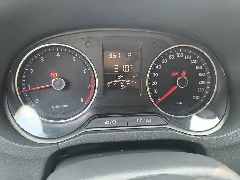 Volkswagen Polo — миниатюра 13