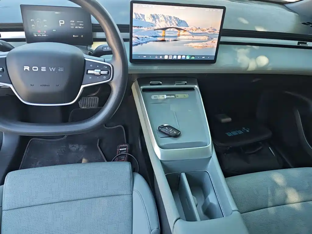 Roewe Young Wai D6 — миниатюра 14