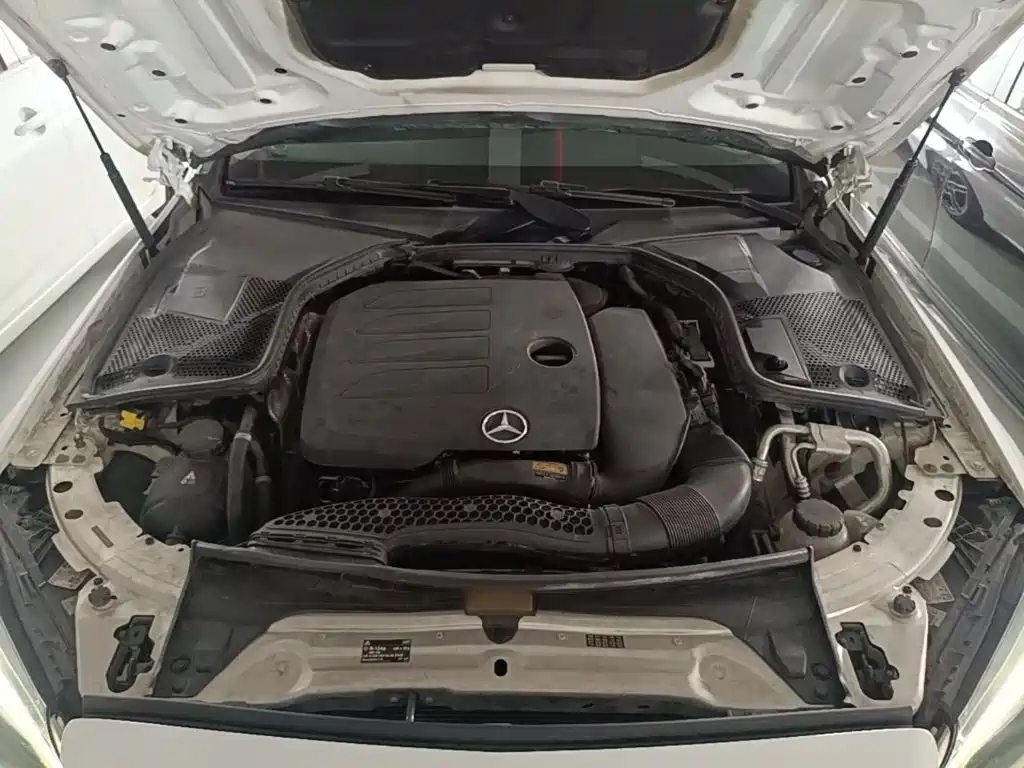 Mercedes-Benz C-Class — миниатюра 20